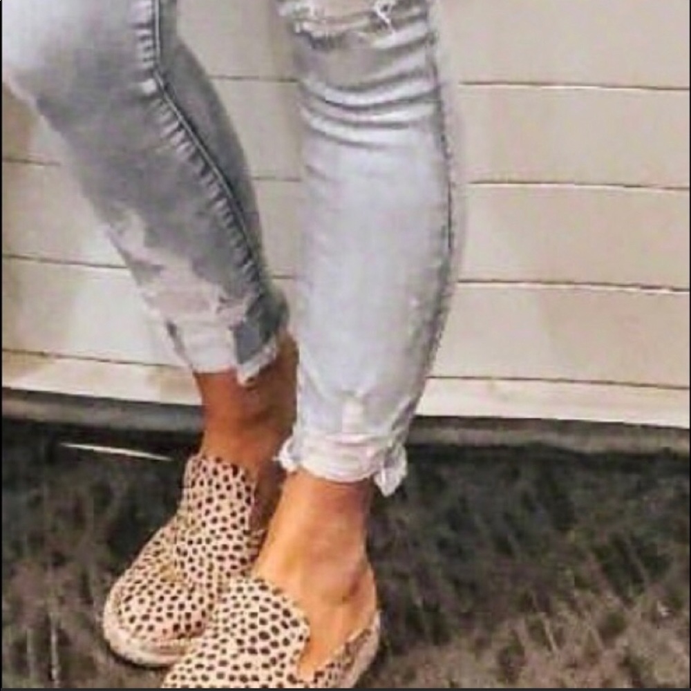 cheetah/leopard print flats
